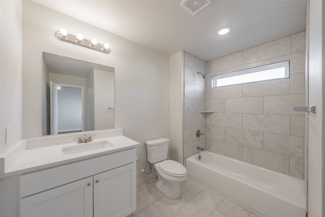 6215 Roby Drive, Arlington, TX 76001