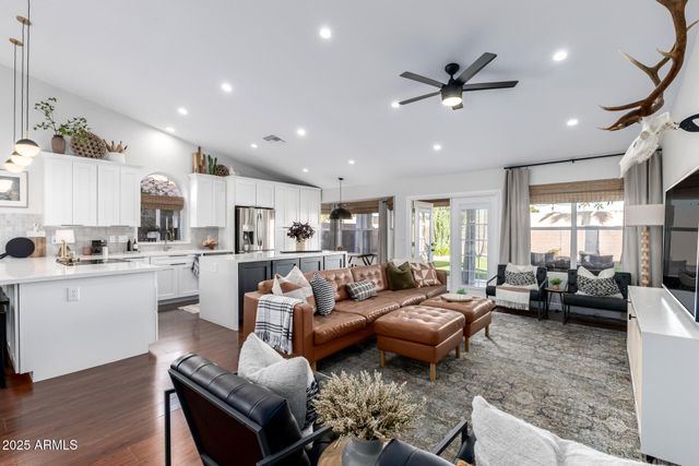 15431 S 24TH Street, Phoenix, AZ 85048