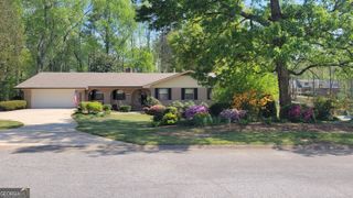 1080 Wedgewood, Fayetteville, GA 30214