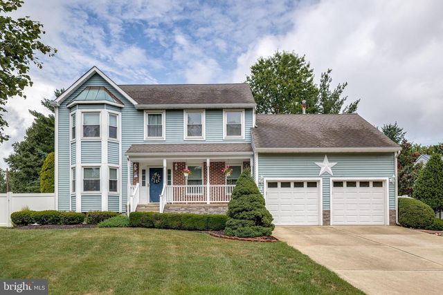 1 WINTERBERRY CT, Mount Laurel, NJ 08054