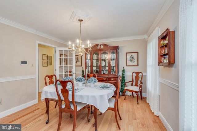 1 WINTERBERRY CT, Mount Laurel, NJ 08054