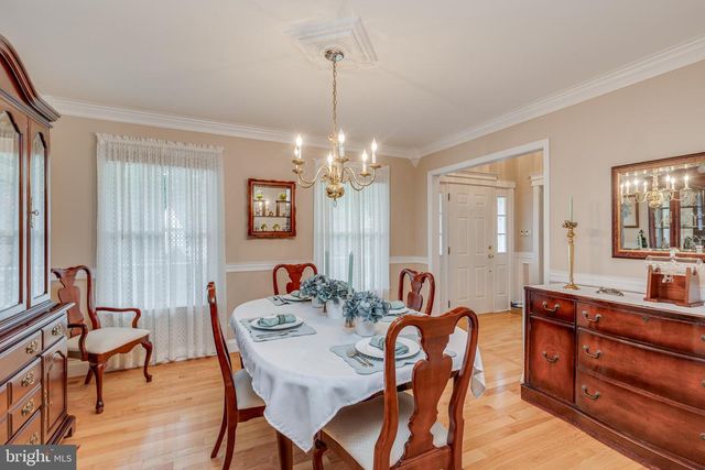 1 WINTERBERRY CT, Mount Laurel, NJ 08054