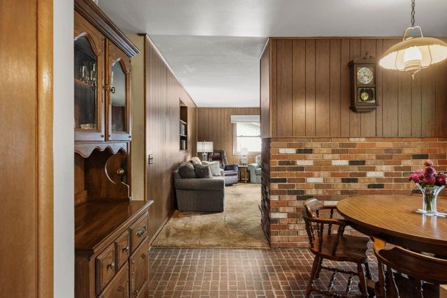 2913 Post Road, Madison, WI 53713
