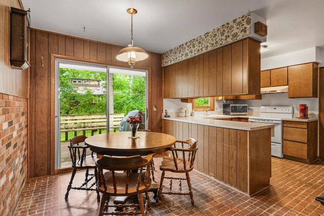2913 Post Road, Madison, WI 53713