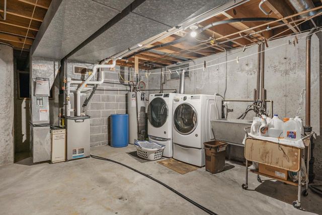 2913 Post Road, Madison, WI 53713