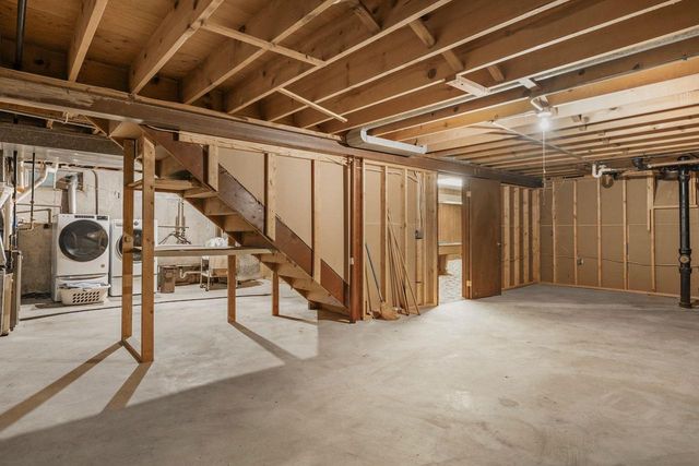 2913 Post Road, Madison, WI 53713