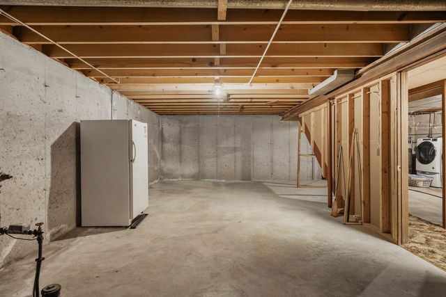 2913 Post Road, Madison, WI 53713