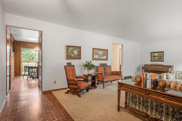 2913 Post Road, Madison, WI 53713