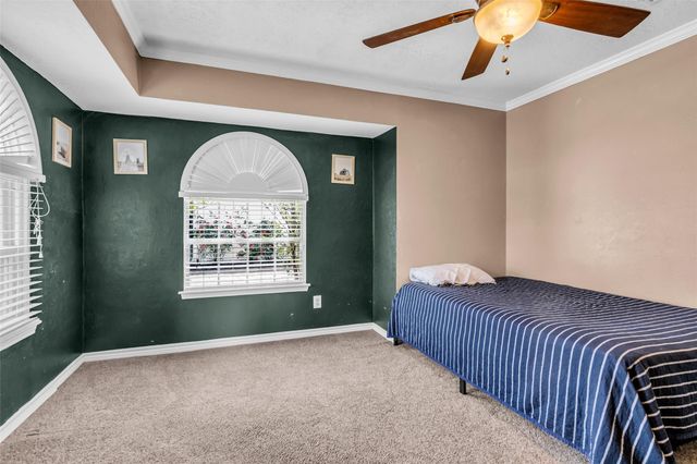 21807 Meadowhill Drive, Spring, TX 77388