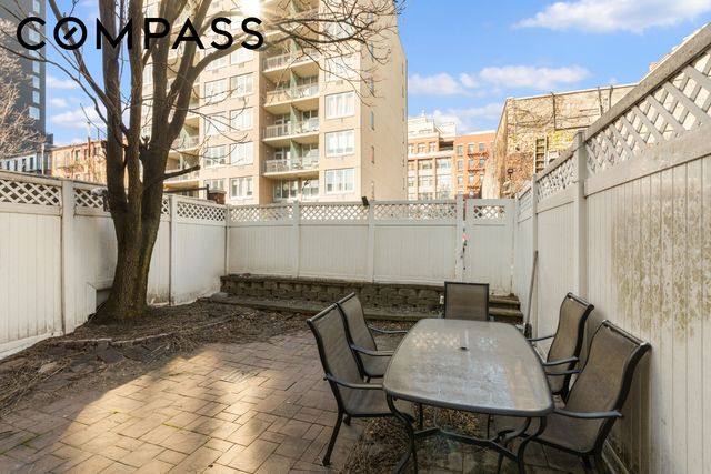 231 E 110th Street, New York City, NY 10029