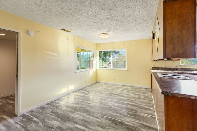 34622 La Paloma Drive, Springville, CA 93265