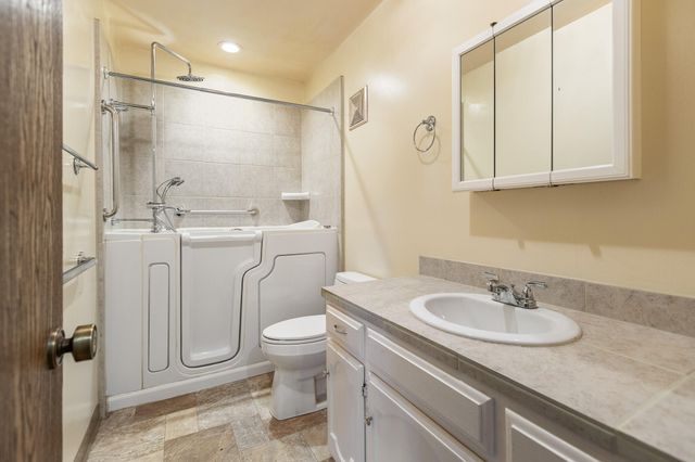 34622 La Paloma Drive, Springville, CA 93265