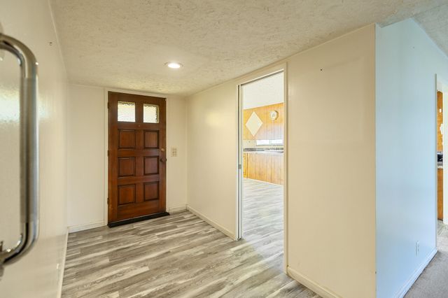 34622 La Paloma Drive, Springville, CA 93265