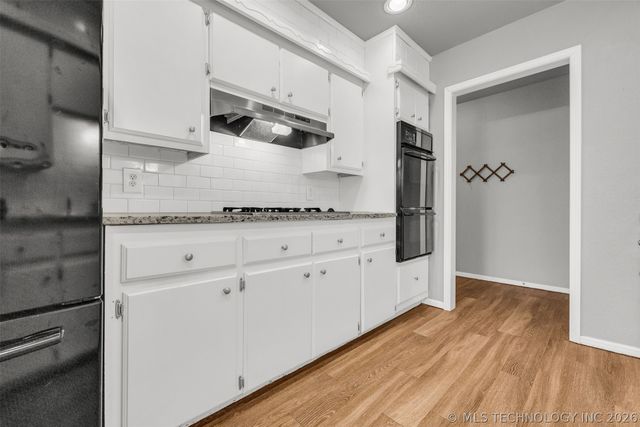 1109 N Hickory Court, Broken Arrow, OK 74012