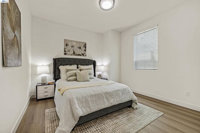 5885 Cadence Ave, Dublin, CA 94568