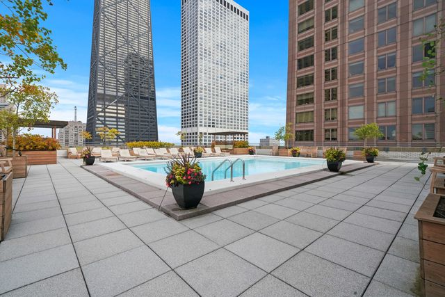 777 N Michigan Avenue 3100, Chicago, IL 60611