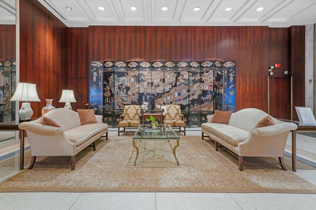 777 N Michigan Avenue 3100, Chicago, IL 60611