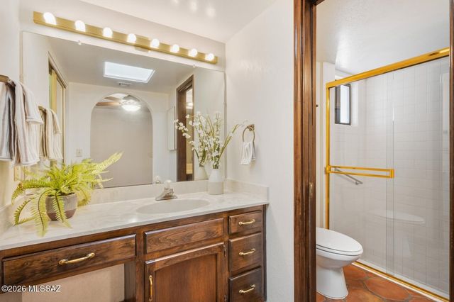 7021 N Giaconda Way, Tucson, AZ 85704