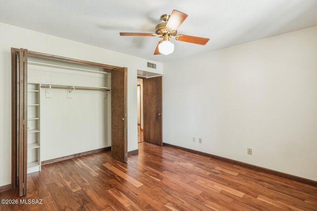 7021 N Giaconda Way, Tucson, AZ 85704