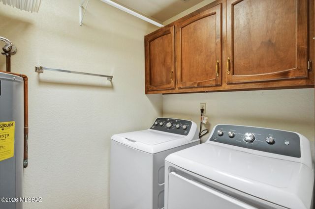 7021 N Giaconda Way, Tucson, AZ 85704
