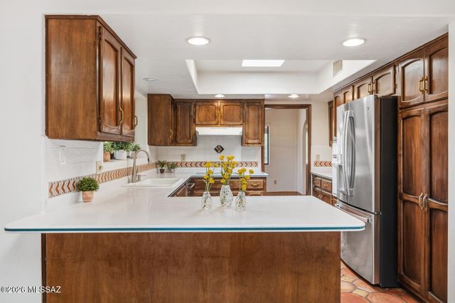 7021 N Giaconda Way, Tucson, AZ 85704