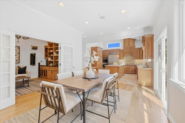 28 Hunt Way, Campbell, CA 95008