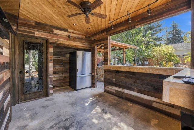28 Hunt Way, Campbell, CA 95008