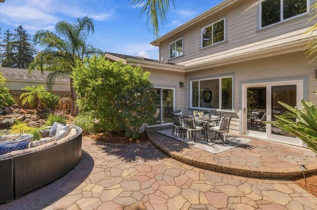 28 Hunt Way, Campbell, CA 95008