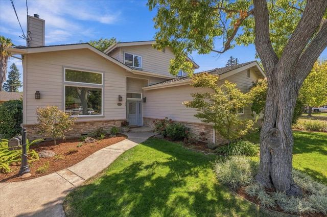 28 Hunt Way, Campbell, CA 95008