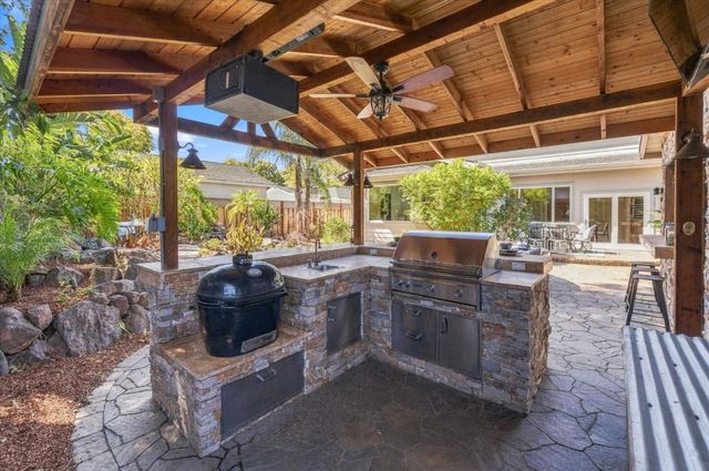 28 Hunt Way, Campbell, CA 95008