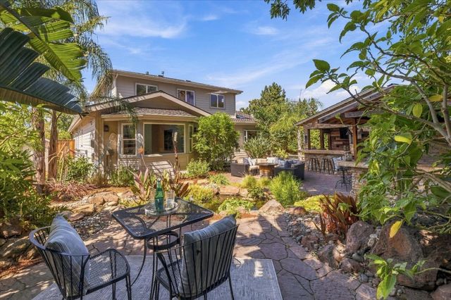28 Hunt Way, Campbell, CA 95008