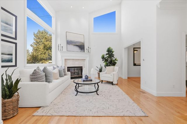 28 Hunt Way, Campbell, CA 95008