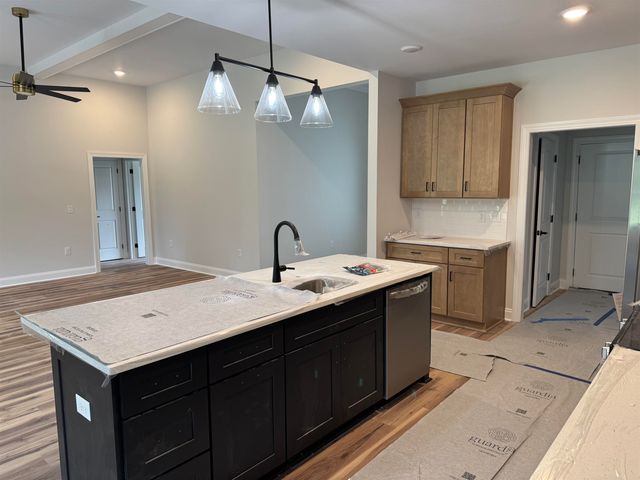 423 St. John Rd., Galivants Ferry, SC 29544