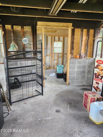 803 W Hutchinson Avenue, Crowley, LA 70526