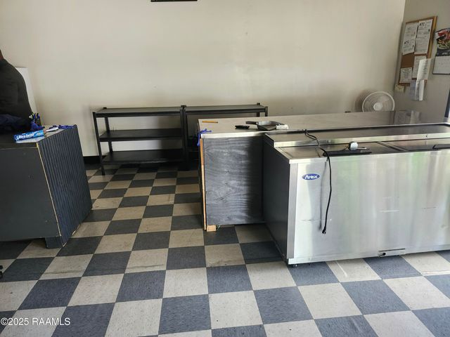 803 W Hutchinson Avenue, Crowley, LA 70526