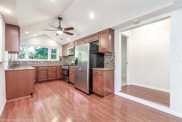 149 E Strong Street, Wheeling, IL 60090