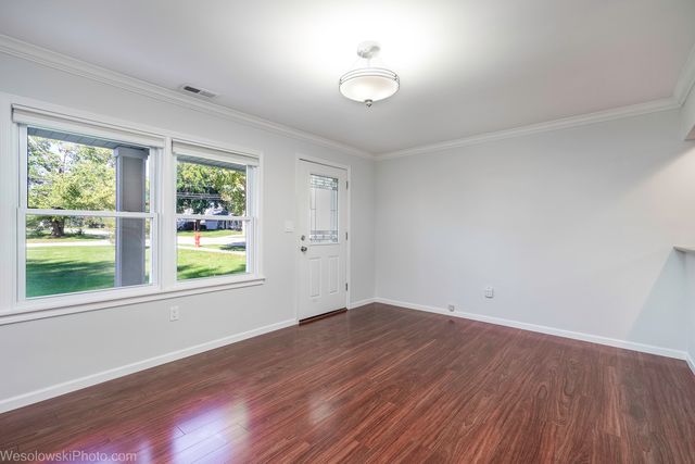 149 E Strong Street, Wheeling, IL 60090