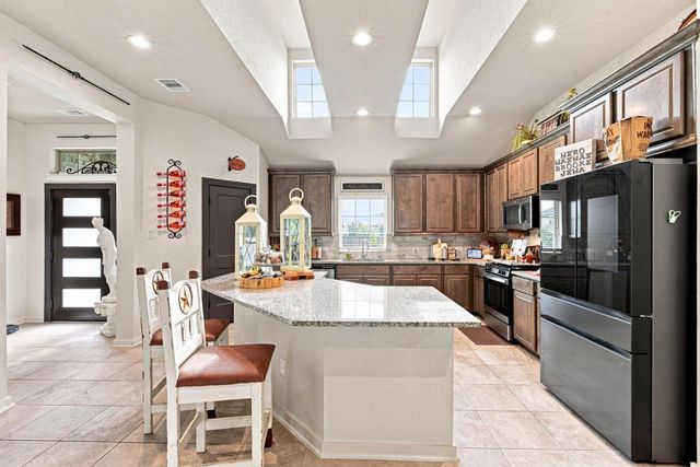 6710 Aspen Peak Drive, Baytown, TX 77521