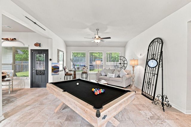 6710 Aspen Peak Drive, Baytown, TX 77521