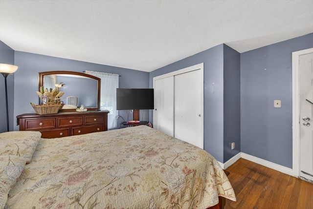 41 Rockland St, Brockton, MA 02301
