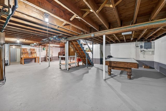 41 Rockland St, Brockton, MA 02301