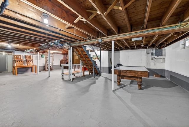 41 Rockland St, Brockton, MA 02301