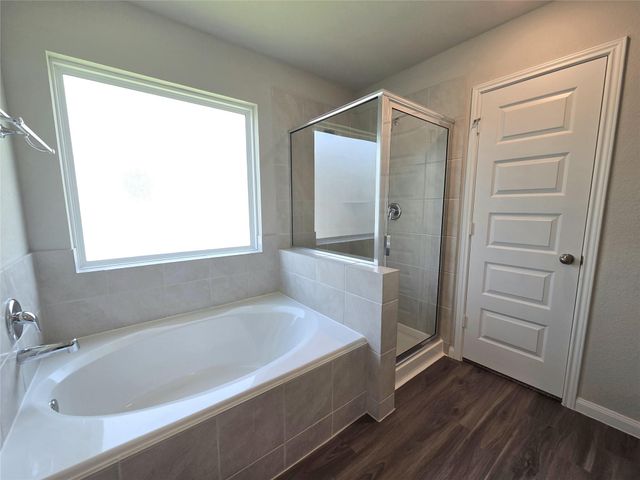 2390 Tavo Trail Drive, Conroe, TX 77301