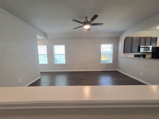 2390 Tavo Trail Drive, Conroe, TX 77301