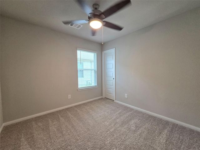 2390 Tavo Trail Drive, Conroe, TX 77301
