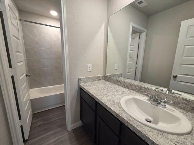 2390 Tavo Trail Drive, Conroe, TX 77301