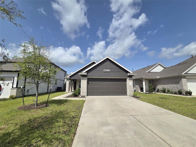 2390 Tavo Trail Drive, Conroe, TX 77301