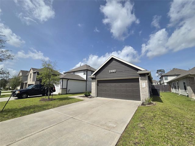 2390 Tavo Trail Drive, Conroe, TX 77301