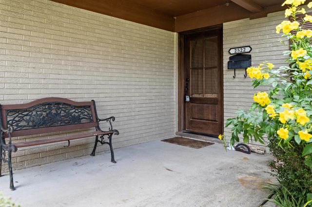 2522 10th Street, Port Neches, TX 77651