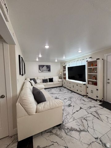 1110 W 105 N, Orem, UT 84057